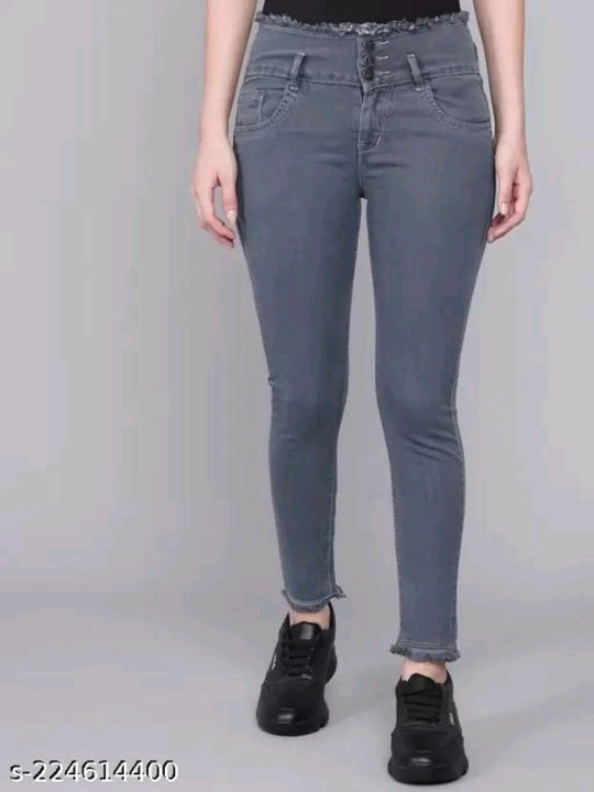 Women jeans uploaded by LITTLEMAMA  on 4/17/2023