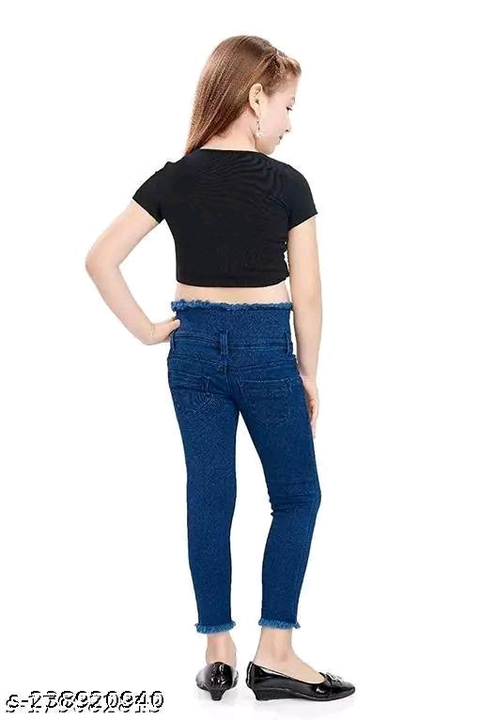 Girls jeans uploaded by LITTLEMAMA  on 4/17/2023