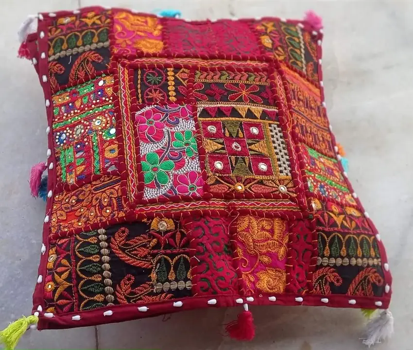 Round puff uploaded by Textills handicraft on 4/17/2023