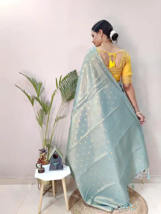 Saree uploaded by Taha fashion online store on 4/17/2023