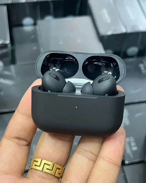 Airpods Pro Black uploaded by Kaullex on 4/17/2023