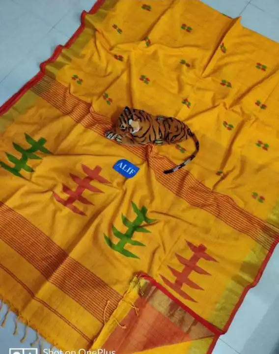Handloom khadi cotton saree with blouse pieces  uploaded by Sujata saree cantre on 4/17/2023