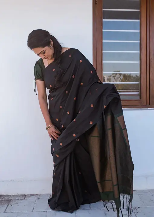 Rich pallu With Allover Butti design saree uploaded by DHANANJAY CREATION  on 4/17/2023