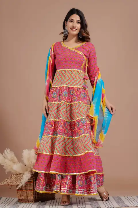 Product uploaded by Dresses , Handloom and democratic items on 4/17/2023