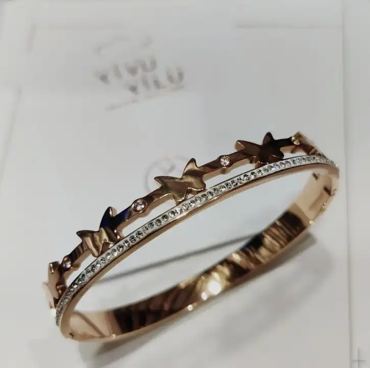 Bracelets.. uploaded by Girlish_bharuch on 4/17/2023
