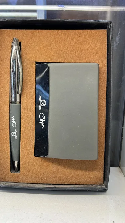 Card holder with pen set uploaded by Corporate gift on 4/17/2023