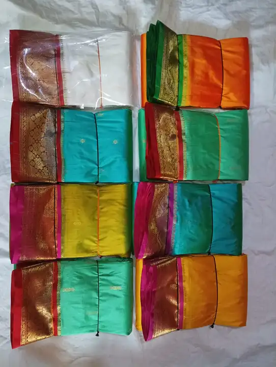 Gatti Border Pure resham sarees uploaded by business on 4/17/2023