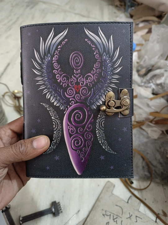 Handmand paper leather notebook  uploaded by Rangrezz on 4/17/2023