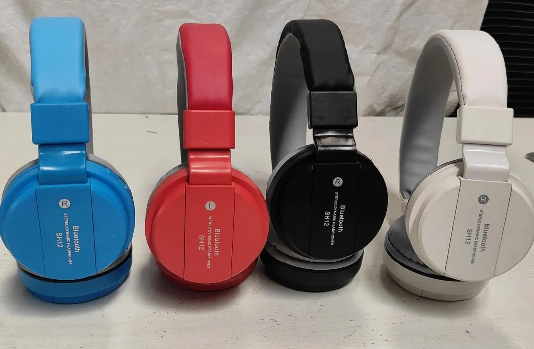 JBL SH-12 Wireless Headphones  uploaded by Heartium®️ Company on 4/18/2023