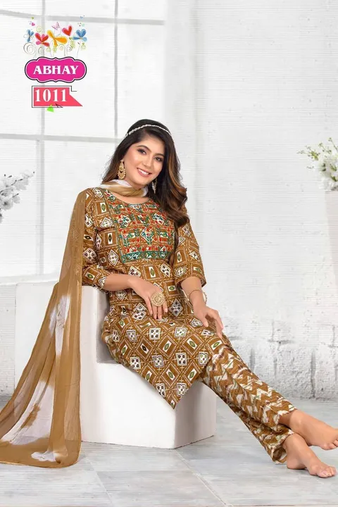 Fency drsinger kurti pent dupatta set uploaded by Maa enterprise on 4/18/2023