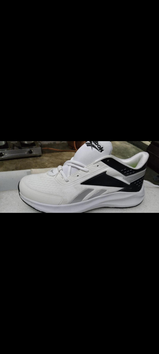 Sports shoes  uploaded by business on 4/18/2023