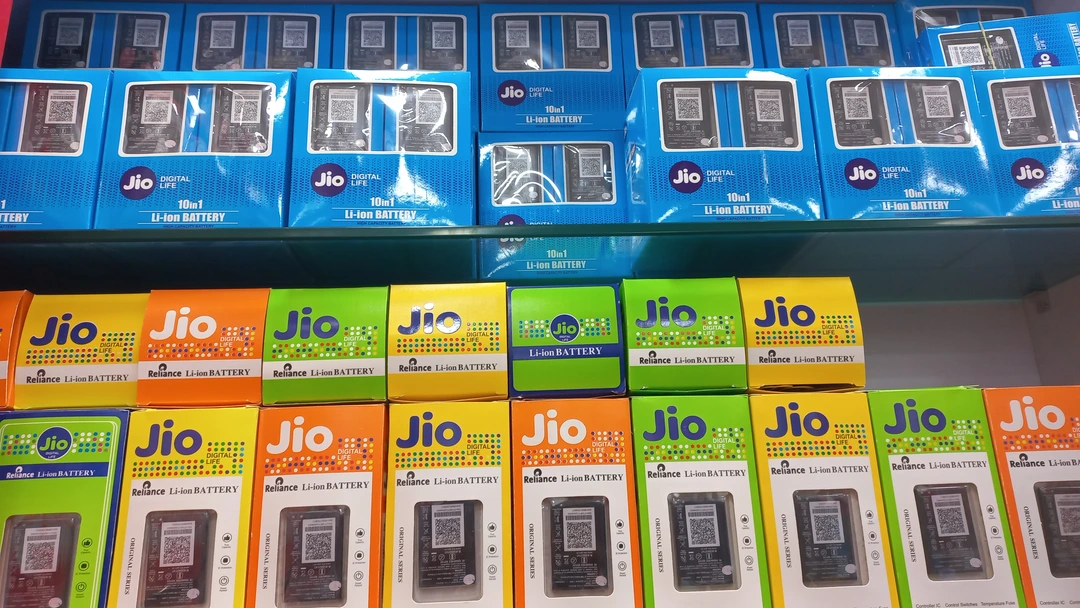 Jio box paking 1year warranty  uploaded by  BATTERY HOUSE  on 4/18/2023