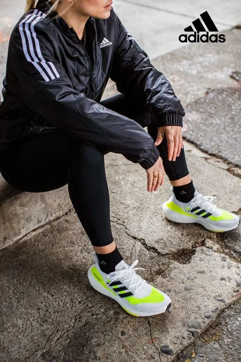 Adidas uploaded by Brand surplus on 4/18/2023
