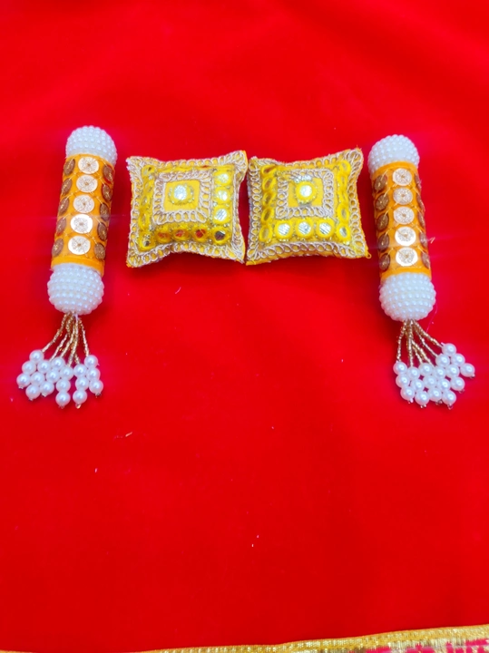 Laddu gopal pillow set uploaded by Rajvansh Handicrafts on 4/18/2023