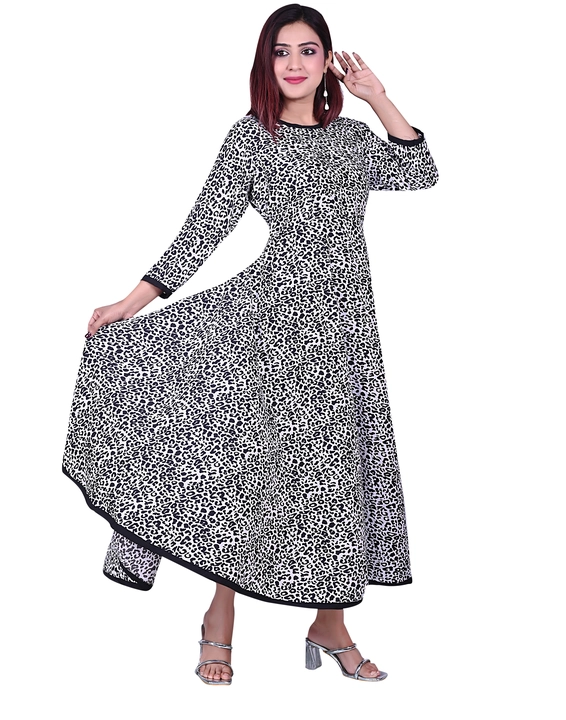 Laord print maxi gown  uploaded by Tst garments on 4/18/2023