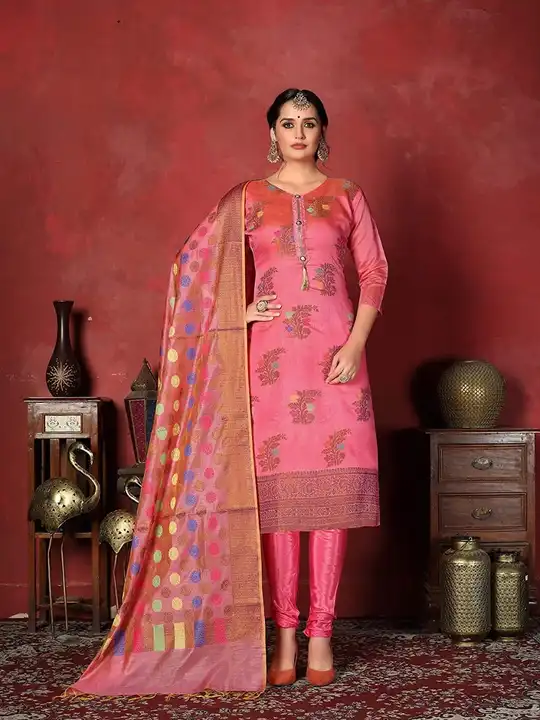 Pure Banarasi Jaquard set uploaded by KQueen Fashion on 4/18/2023