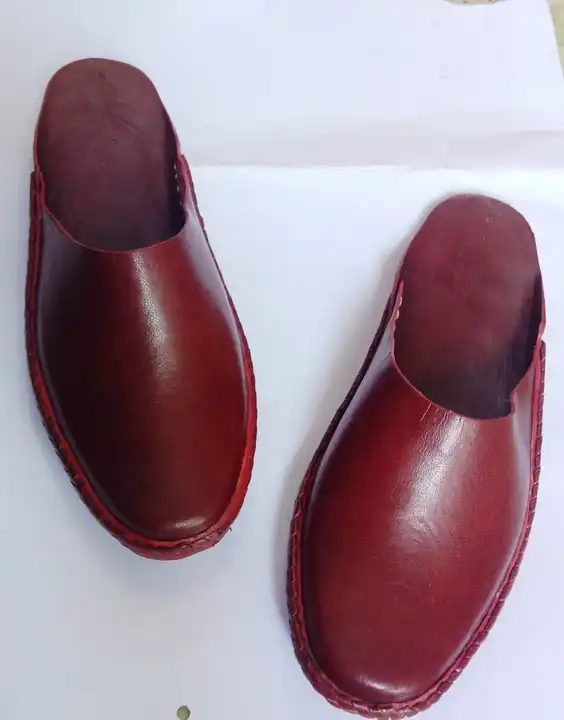 Red Brown Kolhapuri Shoe uploaded by Divyam Leather Crafts Pvt Ltd on 4/18/2023