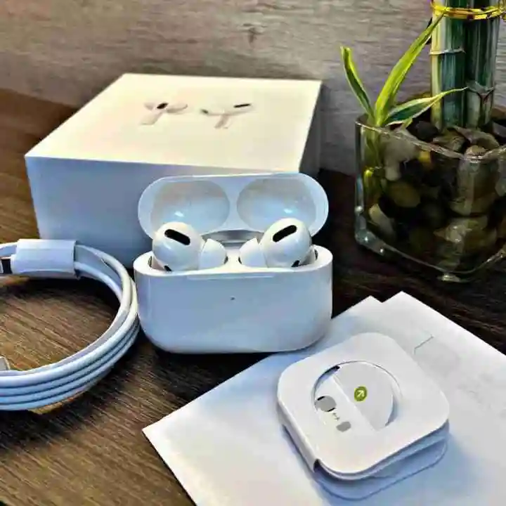 Post image Airpuds pro 
Airpods PRO WHITE with Popup window, GPS, Name change and Noise Cancellation

Both Sides Sensors Working
Tap for Music Control
Tap for Call Connectivity
Tap for Siri
High Quality Sound
High Quality Bass
With Charging Case
12 Hours Battery Backup with Case Backup
Free Charging c Data Cable

SUPPORT WIRELESS CHARGING