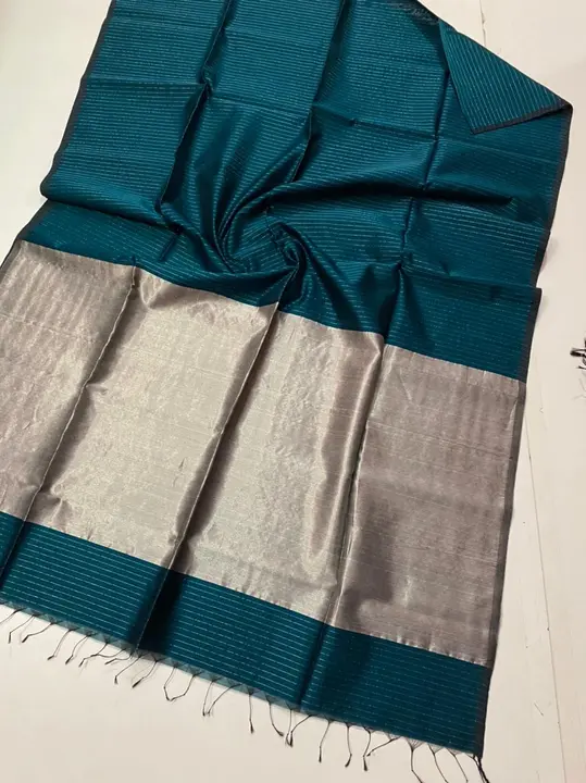 Maheshweri handloom saree With silver zari stripes  uploaded by business on 4/18/2023