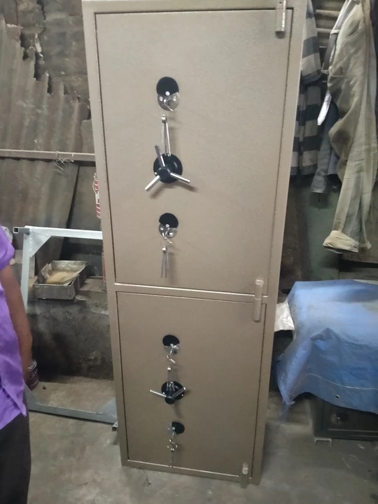 Seaf locker  uploaded by Vinod Steel and wooden furniture  on 4/19/2023