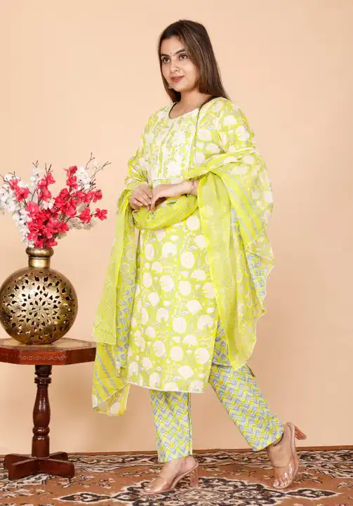 Kurti pent dupptta 3 pes  uploaded by business on 4/19/2023