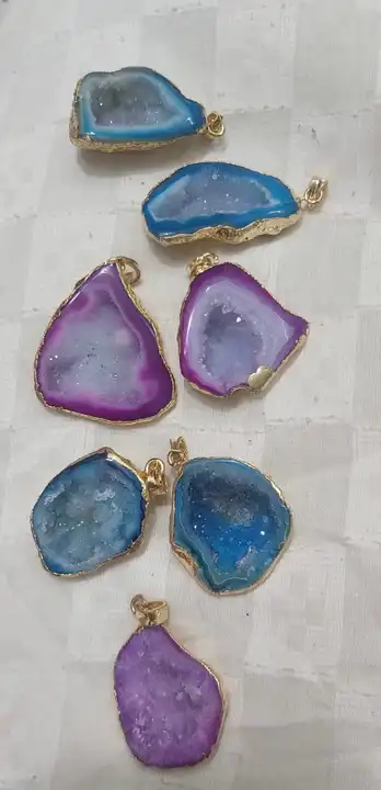 Product uploaded by Agate Gemstone jewelry parlour on 4/20/2023