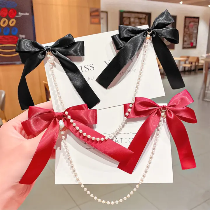 Cute bow pairs chain korean pearl clips... uploaded by The_royal bow on 4/20/2023