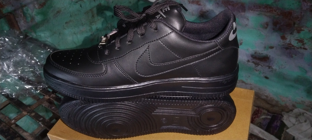 New Black Nike shoes  uploaded by Royal R B Shoes on 4/20/2023