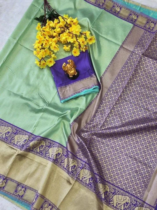Banarasii sarees  uploaded by Villa outfit on 4/20/2023