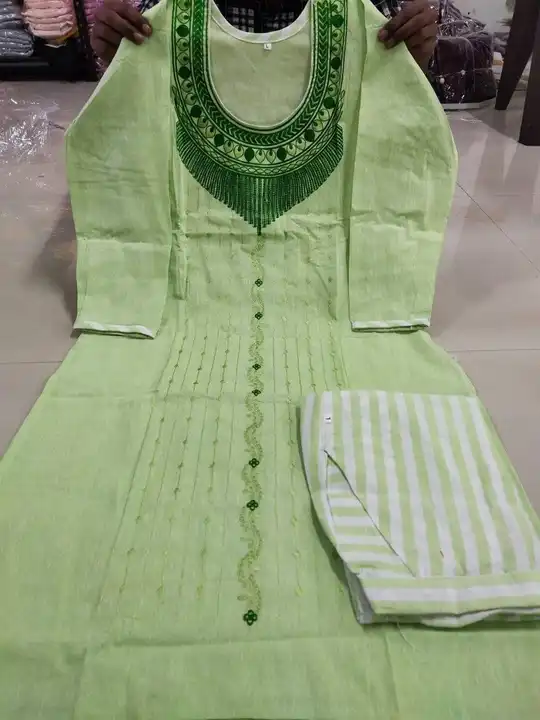 Post image *😎If you know me very well😇, this time to meet my new wardrobe member😎* 
    
 🤷‍♂️_*Presenting exclusive and iconic kurti with pant set_*🤷‍♂️
 
♣️  *Product type- Kurti+Pant*

 *SKU CODE-  Pari work* 

 👉  _*Fabric details*_
👗_*exclusively cotton fabric with*

🕴️_*beautiful cotton pant*_👗

✨  Kurti lenght - 42

 ✨  Pant- Lenght- 39"

🪄 *Size - L(40) 
                   XL (42)
                       XXL(44)  
                           XXXL (46)
              🐥🐥🐥🐥🐥🐥🐥🐥

➡️  Price- 450/-🤯🤯

 🌈    Colors-4😊
🪄 Ready to dispatched📦📦📦📦