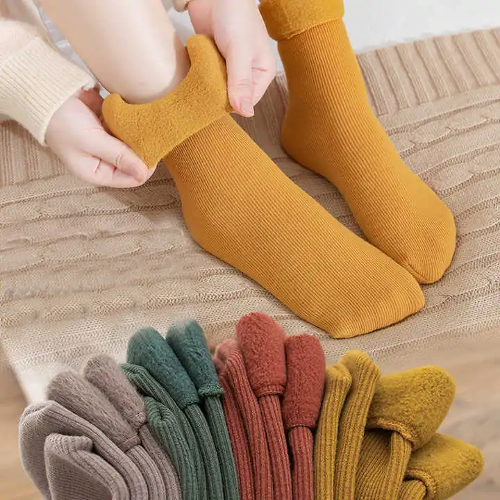 Snow Stocking socks  uploaded by DP SOX    +917986300248 on 4/21/2023