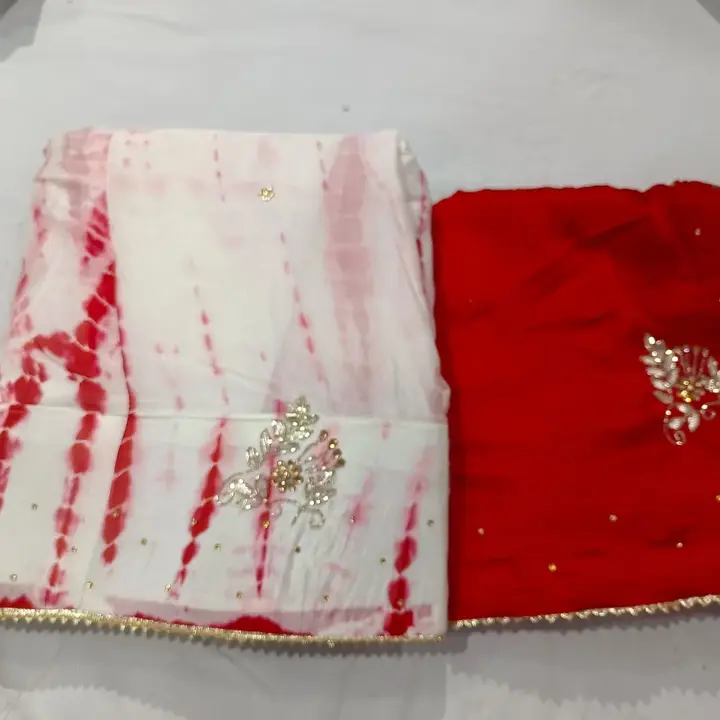 Post image *Beautiful Lahenghas*

For This Wedding Season

Designer product

Pure chinon silk langha &amp; chinon Duptta 
Ciffori multy color
Fancy hand work gota pati wark

stitched withlining Aster 

Rate 1199🤗🤗🤫
weight Approx 1 kg
Length up to 42 Nd West 42