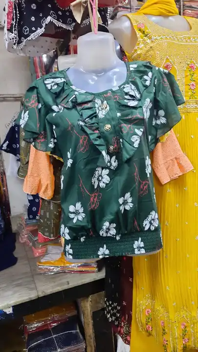 Product uploaded by Farzana dresses on 4/21/2023