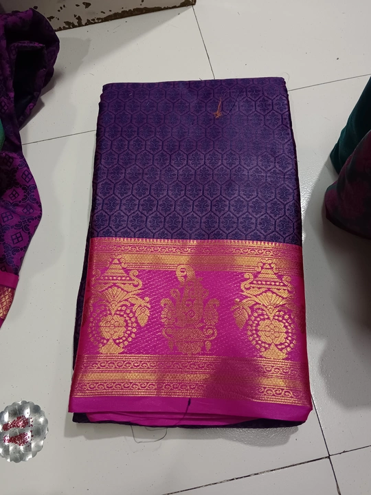 Jkat bodr saree  uploaded by Maha Laxmi textile on 4/21/2023