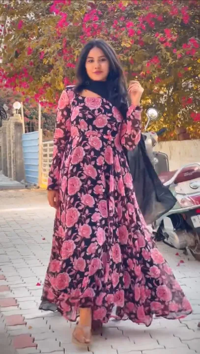 X-lady launching New 💃🏻 Rose 🌹 flower 🌸 Maxy gown with Dupatta 😍* uploaded by Fatema Fashion on 4/21/2023
