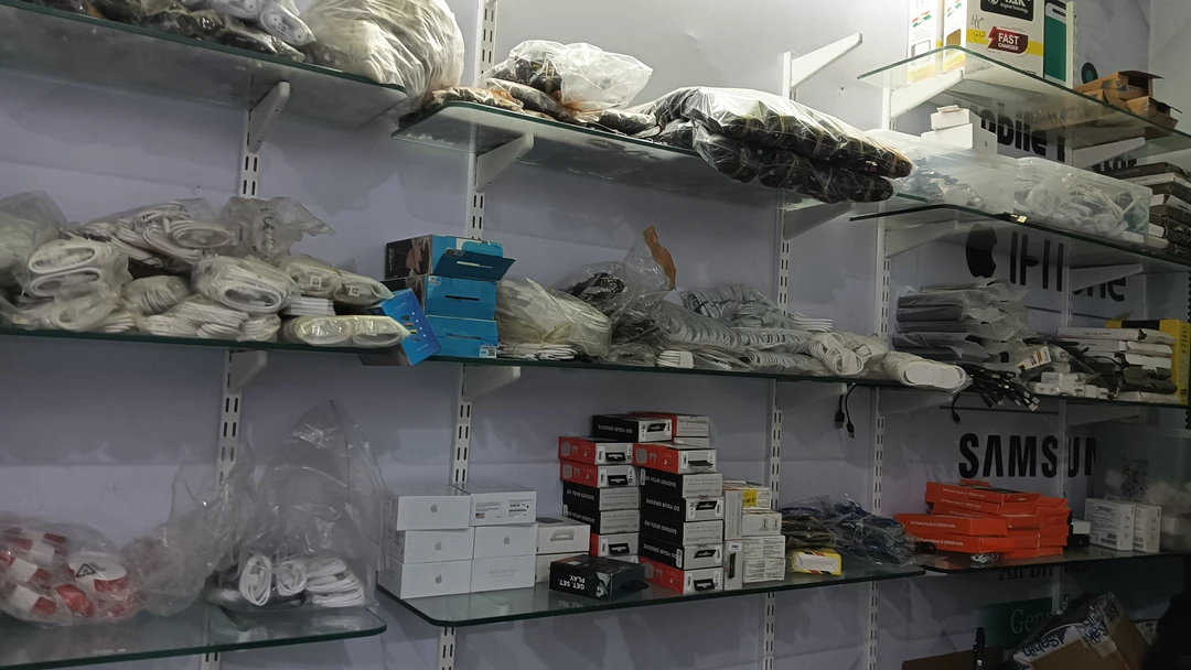 Warehouse Store Images of Verma mobile doctor and wholesale ACCESSORIES 