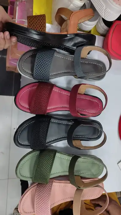 Women's sandals and flats uploaded by Singh Traders on 4/21/2023