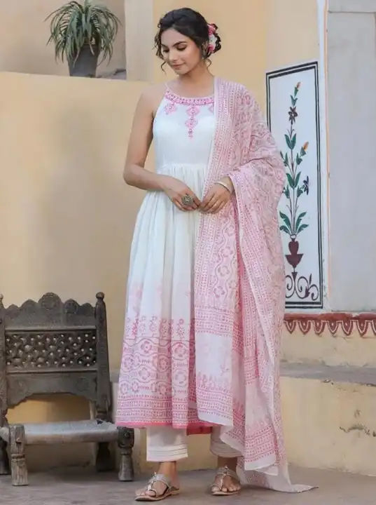 Anarkali dress  uploaded by Jaipuri Fashion Point  on 4/21/2023
