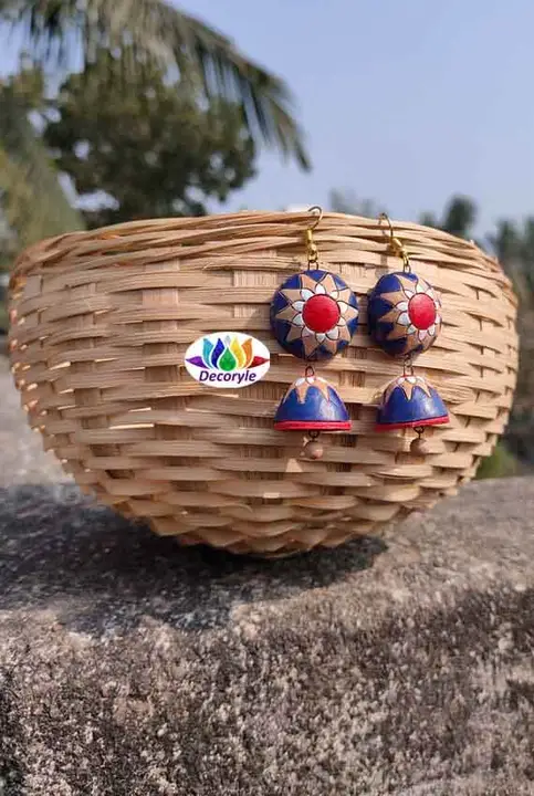 Terracotta banamali jhumka blue and red colour  uploaded by Decoryle on 4/22/2023