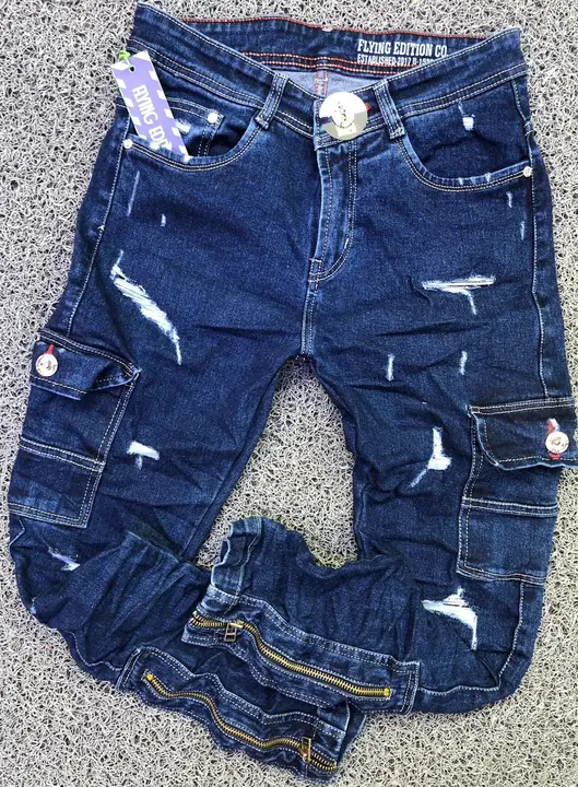 Six pocket jeans uploaded by vinayak enterprise on 4/22/2023