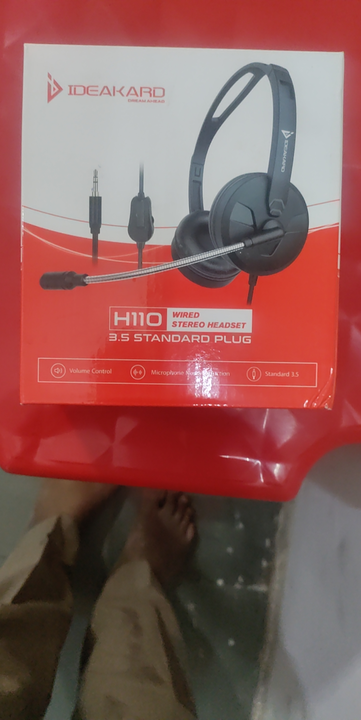 Post image I want 1 pieces of Wired Headphones at a total order value of 500. I am looking for Volume control
Smooth HD
Microphone noise reduction
Standard 3.5
High quality
Lightweight design . Please send me price if you have this available.