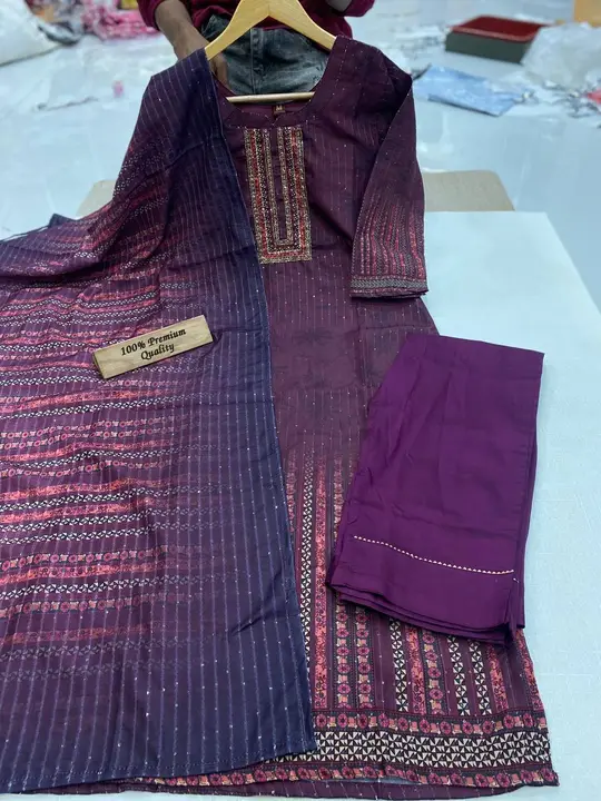 HEAVY MASLINE FABRIC 3 PIS READY MADE SUIT uploaded by Swastik creation on 4/22/2023