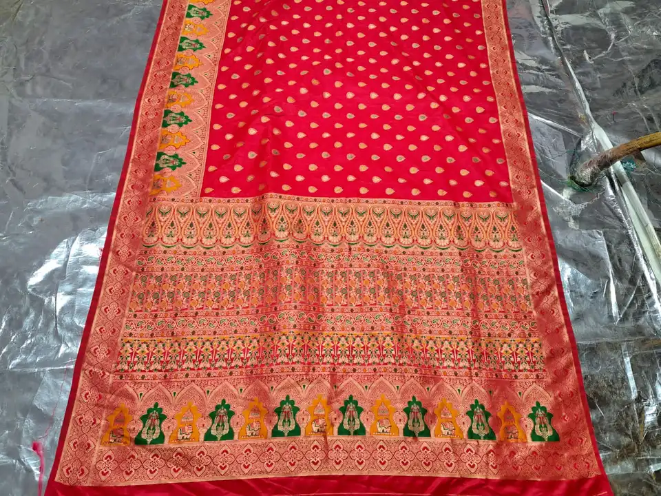 Red Banarasi Saree uploaded by Arna Fashion on 4/22/2023