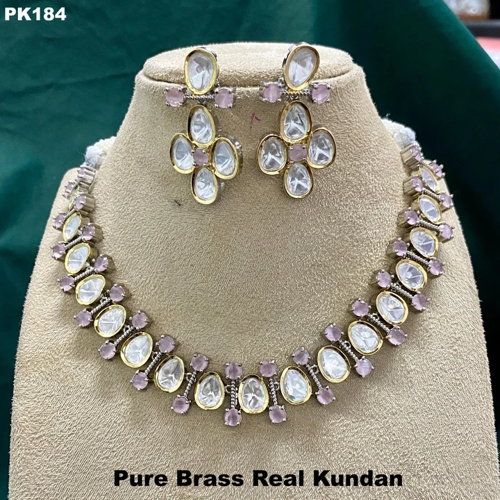 Polki Kundan necklace set  uploaded by Sb designs on 4/22/2023