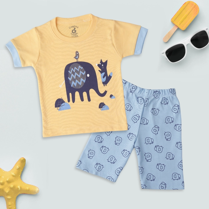 Shorts & Tee set uploaded by business on 4/23/2023