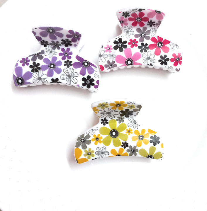 Multicolor Flower Printed Hair Claws  uploaded by business on 4/23/2023