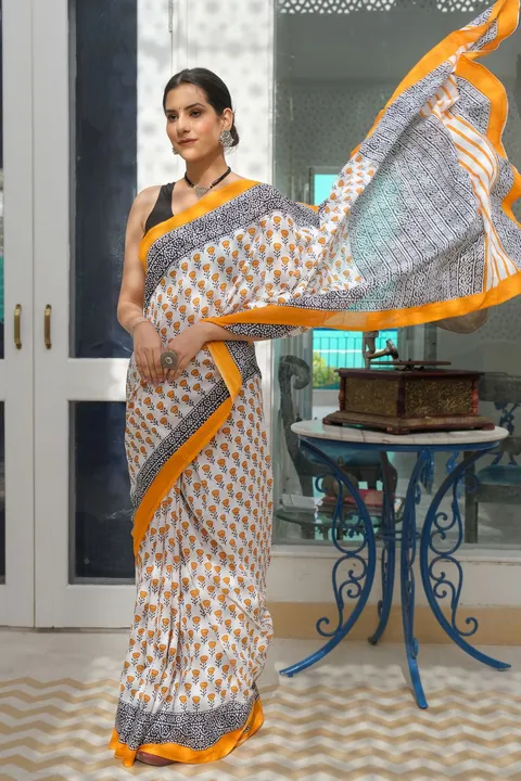 Mulmul Cotton saree  uploaded by DUDHAT Impax on 4/24/2023