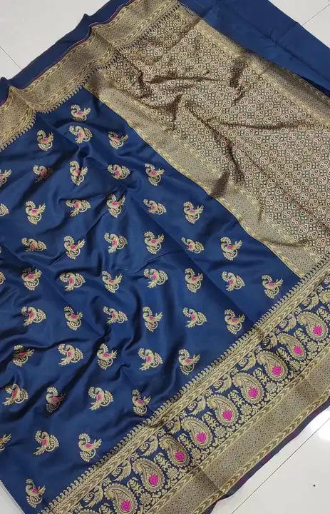 Soft lichi silk saree  uploaded by Fashion designer saree  on 4/24/2023
