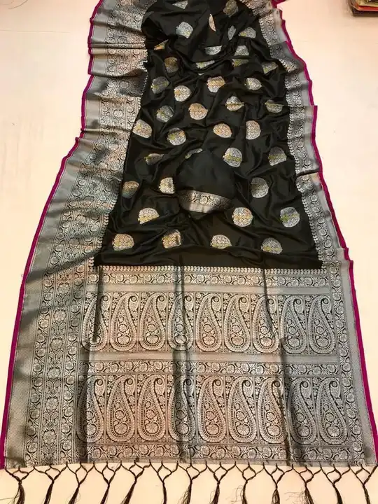 Saree uploaded by GS Traders on 4/24/2023