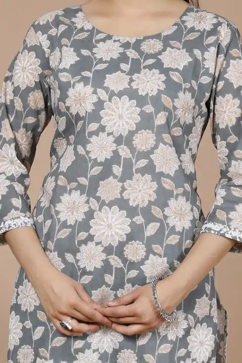 Reyon kurti  uploaded by Indiana Creations  on 4/25/2023